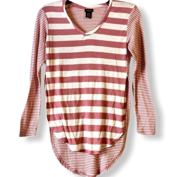 rue21 Thermal Top Waffle Weave Pink Stripe XS - Picture 1 of 4